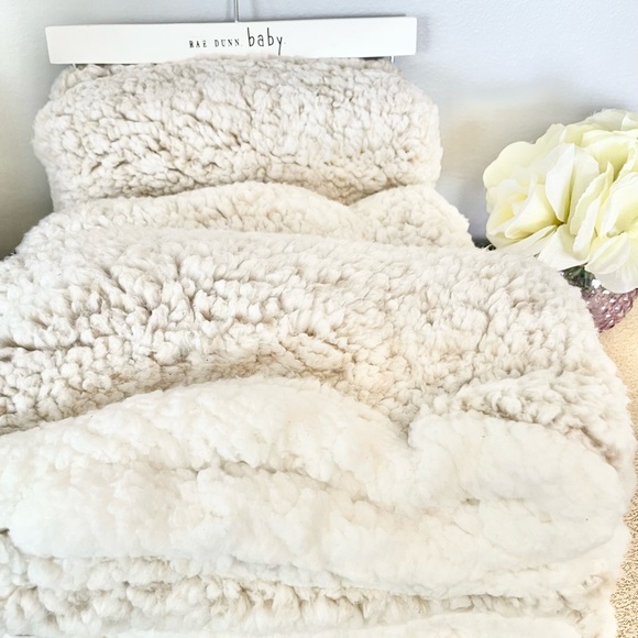 NWT Rae Dunn DREAMER Tipped Sherpa Baby Blanket - Picture 6 of 6